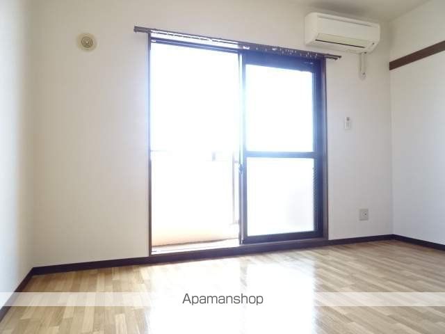 アルタミラIIの内装写真