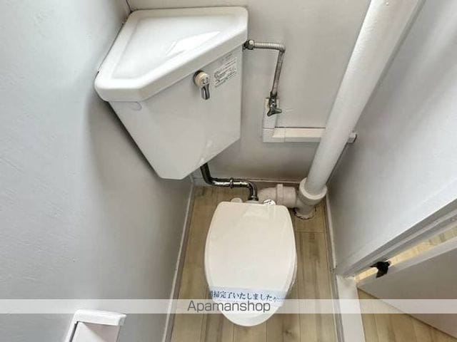 ビレッジハウス鳴滝8号棟の内装写真