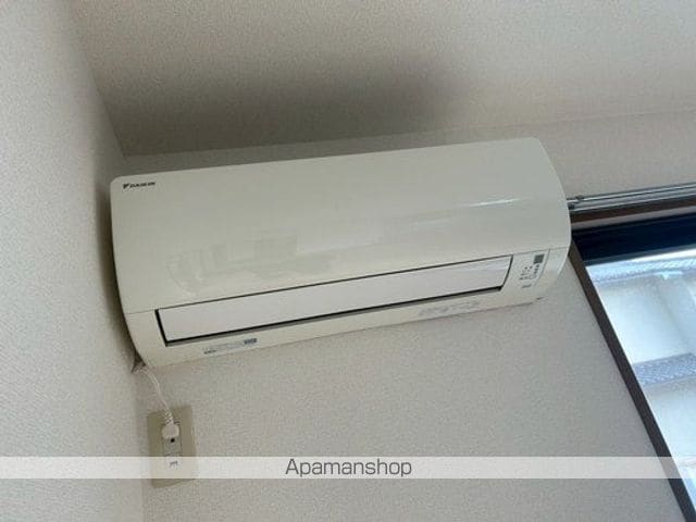 ハイカムール白銀A棟の内装写真