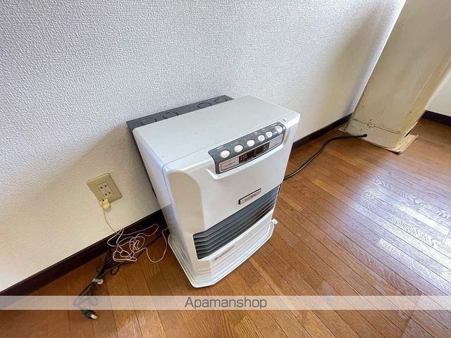 ファミールIIの内装写真