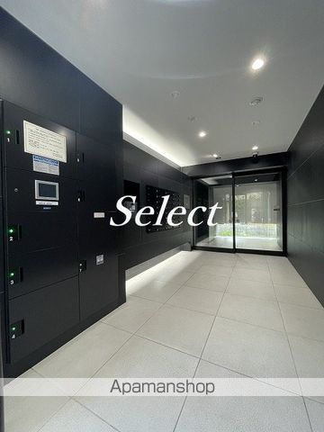 グランヴァン横濱クレストシティの玄関写真