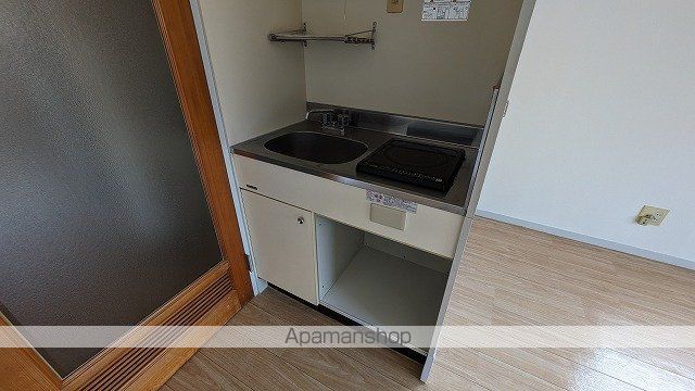 ワイアンドワイ宝町ビルの内装写真