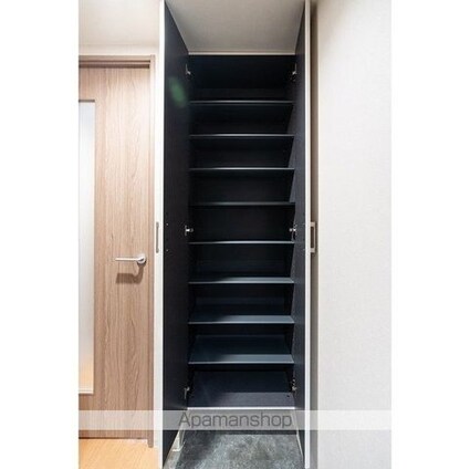 ウェルスクエア西新宿五丁目[1LDK/30.72m2]の内装