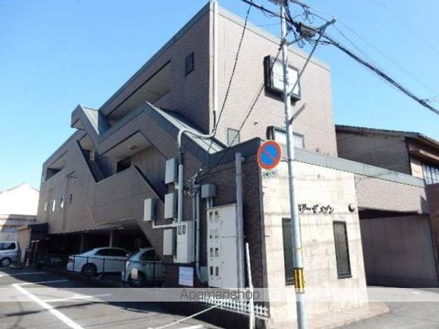 スリーゼメゾンの外観写真