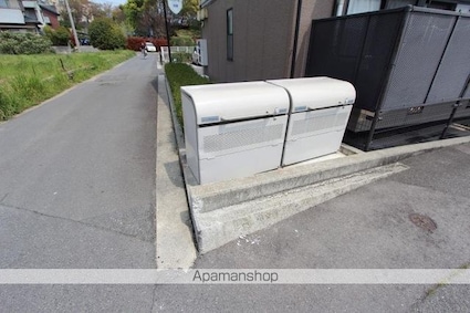 ファミール河野Ａ・Ｂ・Ｃ棟[2LDK/57.85m2]の共用部1