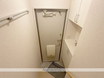 和歌山県和歌山市野崎[2LDK/61.56m2]の玄関