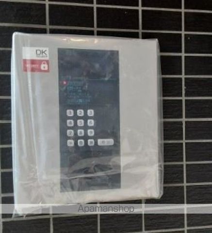 DeLCCS池袋IIの玄関写真