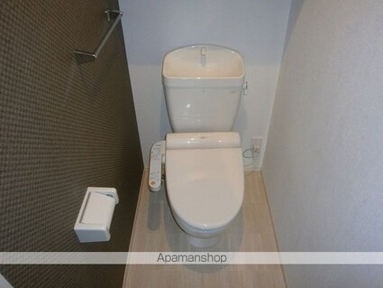 ラクス　コーフ[2LDK/68.74m2]のトイレ