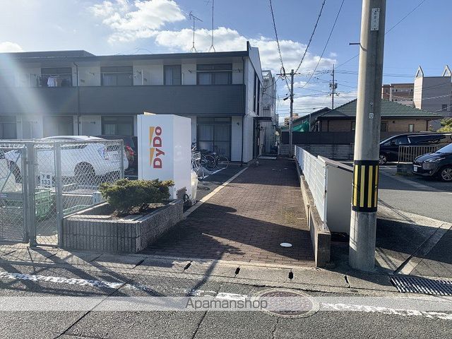 レオパレスリバーサイドの玄関写真