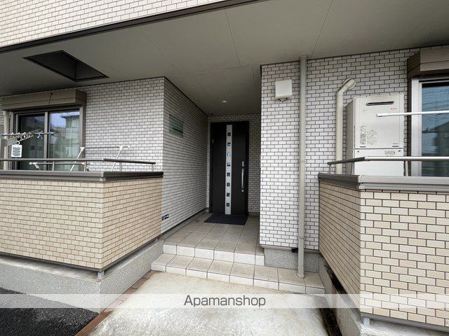 エルメゾンボスコの玄関写真