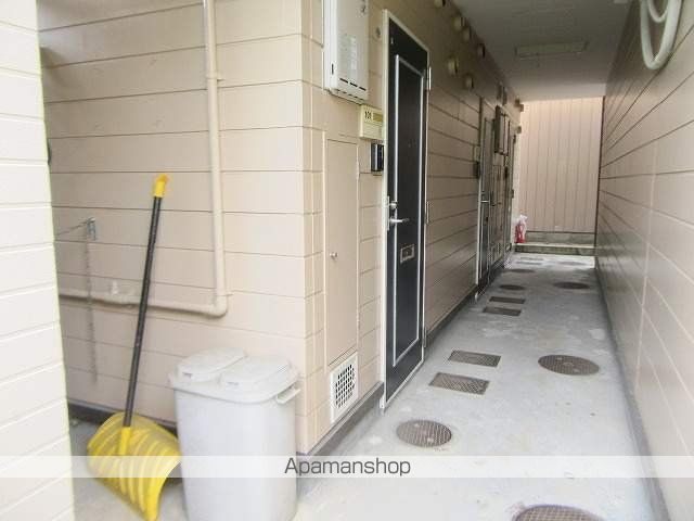 アップルハウス境田町の玄関写真