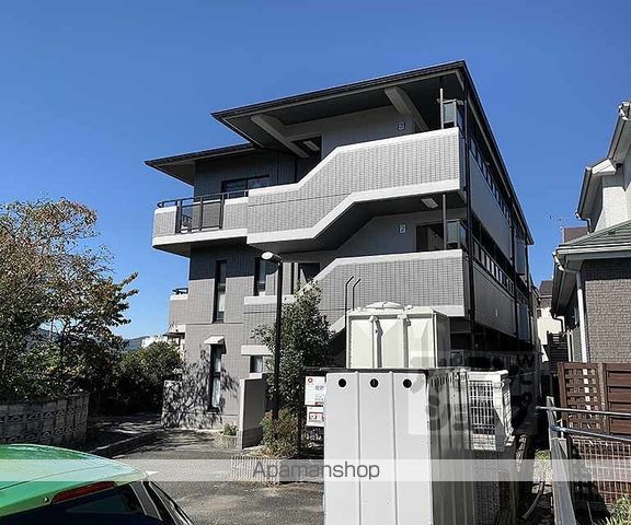 コンフォール中川の外観写真