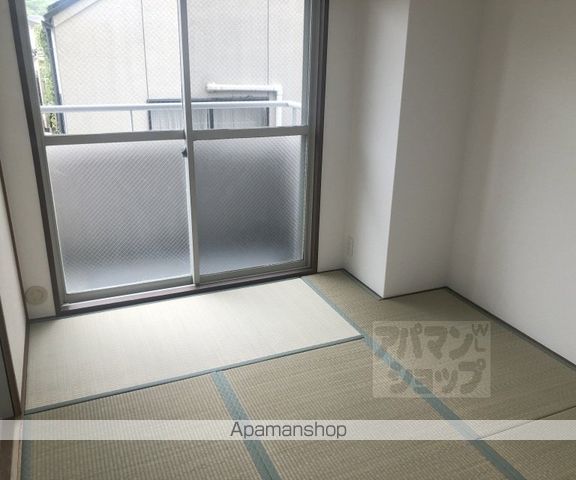 エクラ桂駅前の内装写真