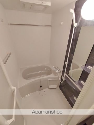 ADVANCE江坂ラシュレの内装写真