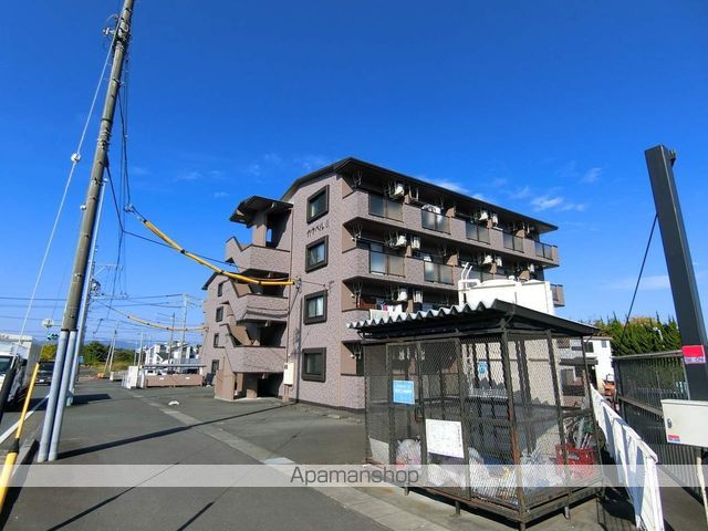 カウベルIIの外観写真