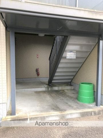 パルモA棟の玄関写真