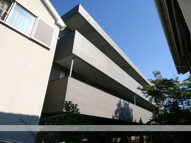 空港ゴールデンハウスの外観写真