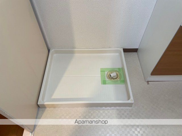 ロイヤルフラット壱番館の内装写真
