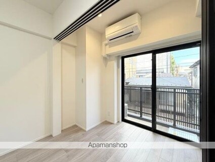 エレミ本蓮沼[2K/25.25m2]のリビング・居間4