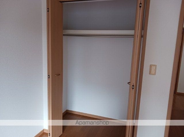 メゾンブリーズA棟の内装写真