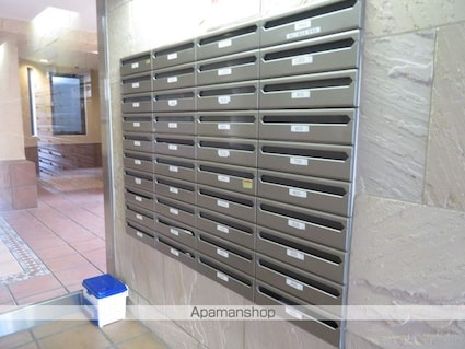 宮城県仙台市青葉区大町２丁目[1LDK/49m2]の共用部2