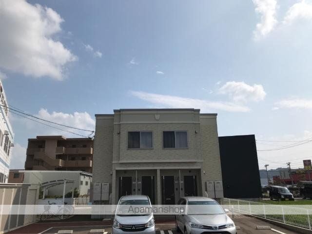 F’s rightの外観写真