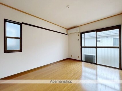 エステート中島　北館[2K/39.2m2]のリビング・居間