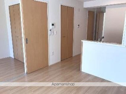 ハレカピリナ新涯[2LDK/53.74m2]のリビング・居間