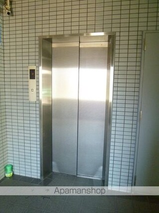 東京都世田谷区松原１丁目[1LDK/45m2]の共用部2