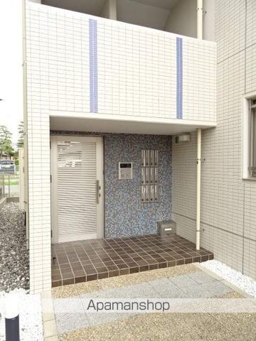 グランストーク住吉の玄関写真
