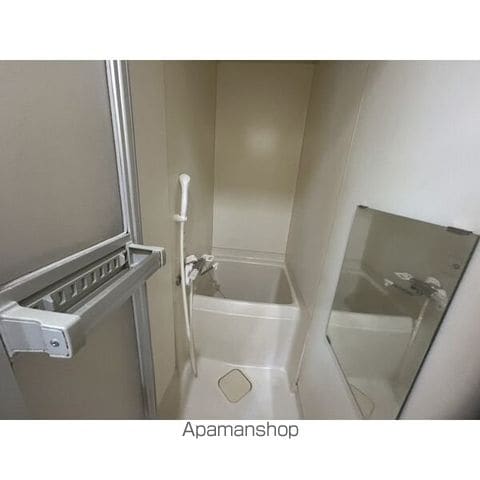カレッジハウス66の内装写真