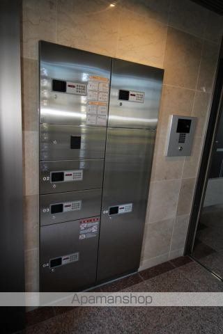 ヒカオオリエントマンション北館の外観写真