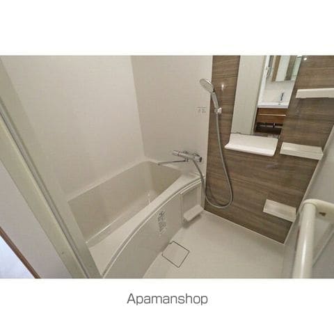 SERENITE−04の内装写真