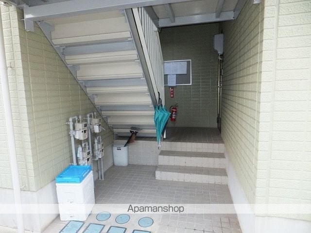 LUMINA扶桑の玄関写真