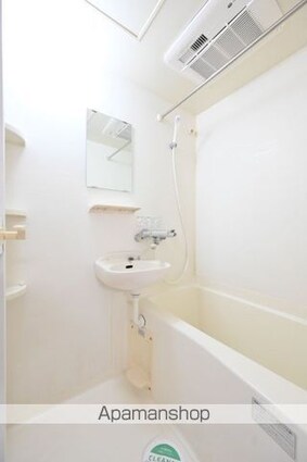 東京都新宿区西落合１丁目[1K/19.84m2]のバス