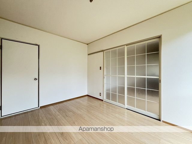 アーバン ツインピア 2棟の内装写真