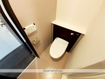 岐阜県岐阜市早苗町７丁目[1K/27.29m2]のトイレ