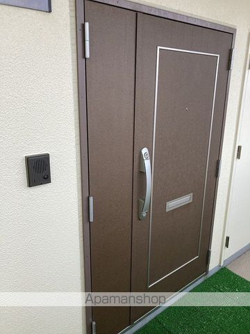 コープ野村川端町Aの玄関写真