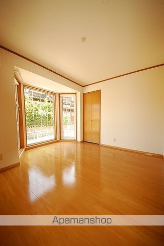 ニュークレストール舞の内装写真