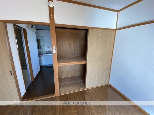 フルールいなばIIの内装写真