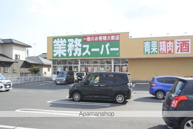 シャルール I・II・IIIの周辺写真