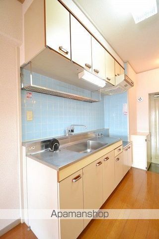 リファーマンションナオイの内装写真