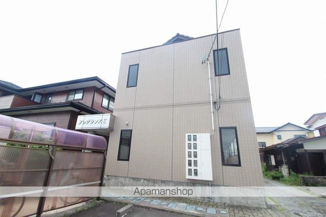 フレグランスKの外観写真