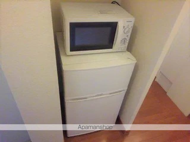レオパレスサルウェイ三条の内装写真