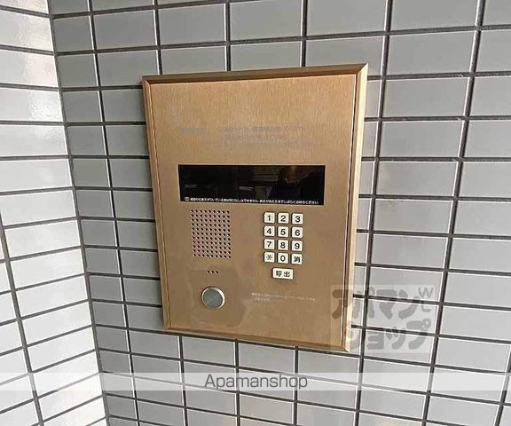 アーモンビルの玄関写真