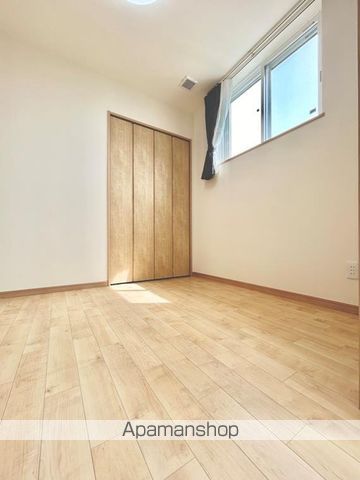 片坂町2丁目戸建の内装写真