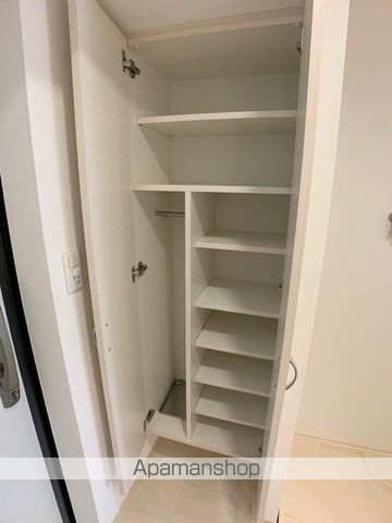 ラクラス新大阪の内装写真