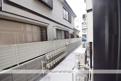 アミティエ東小岩[1R/9.46m2]のエントランス2