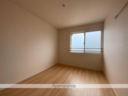 レジアス[3LDK/67.23m2]の内装2