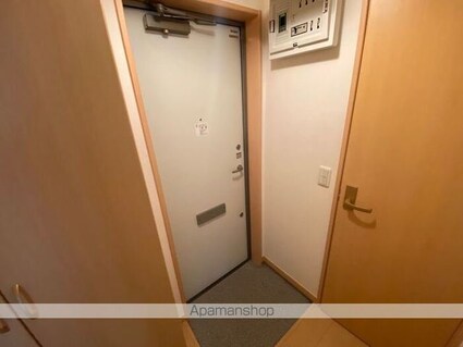 ブリリアンコート[1LDK/35.4m2]の玄関